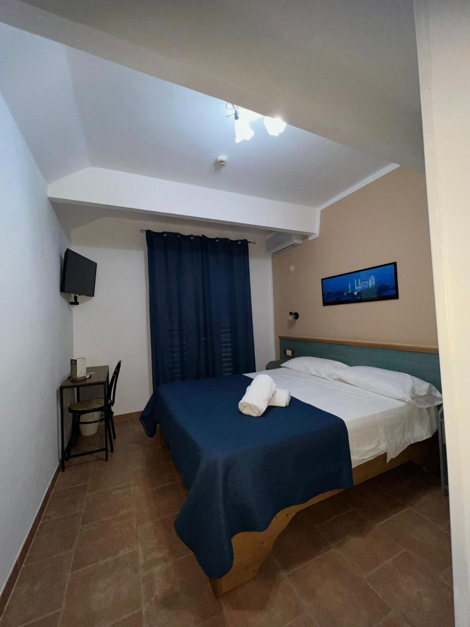 Hotel Martini Casavatore Exterior foto