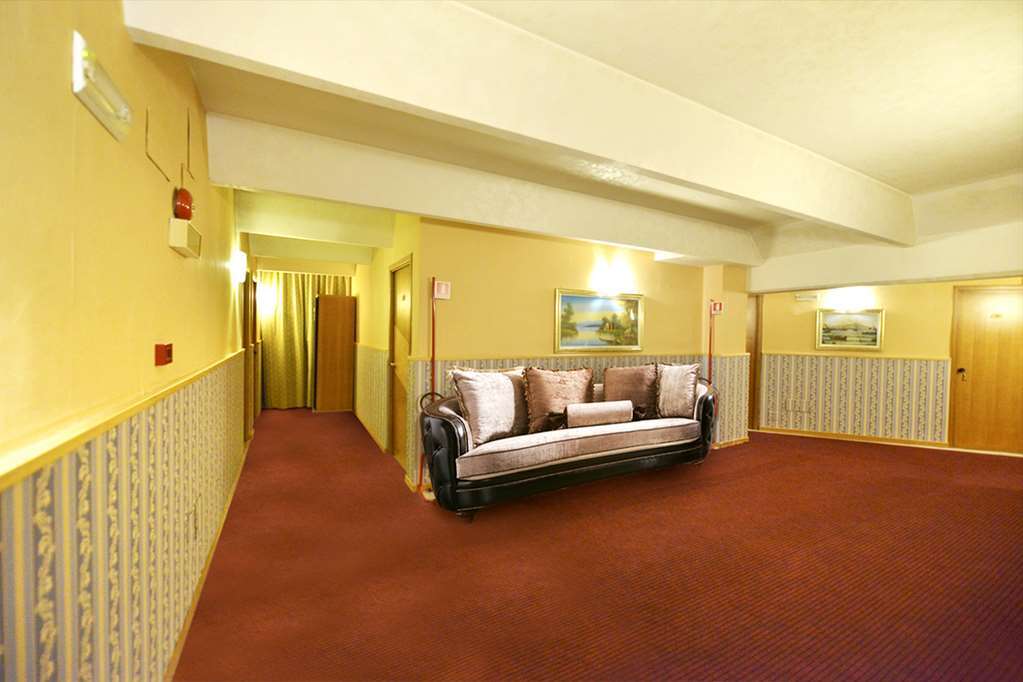 Hotel Martini Casavatore Servicios foto